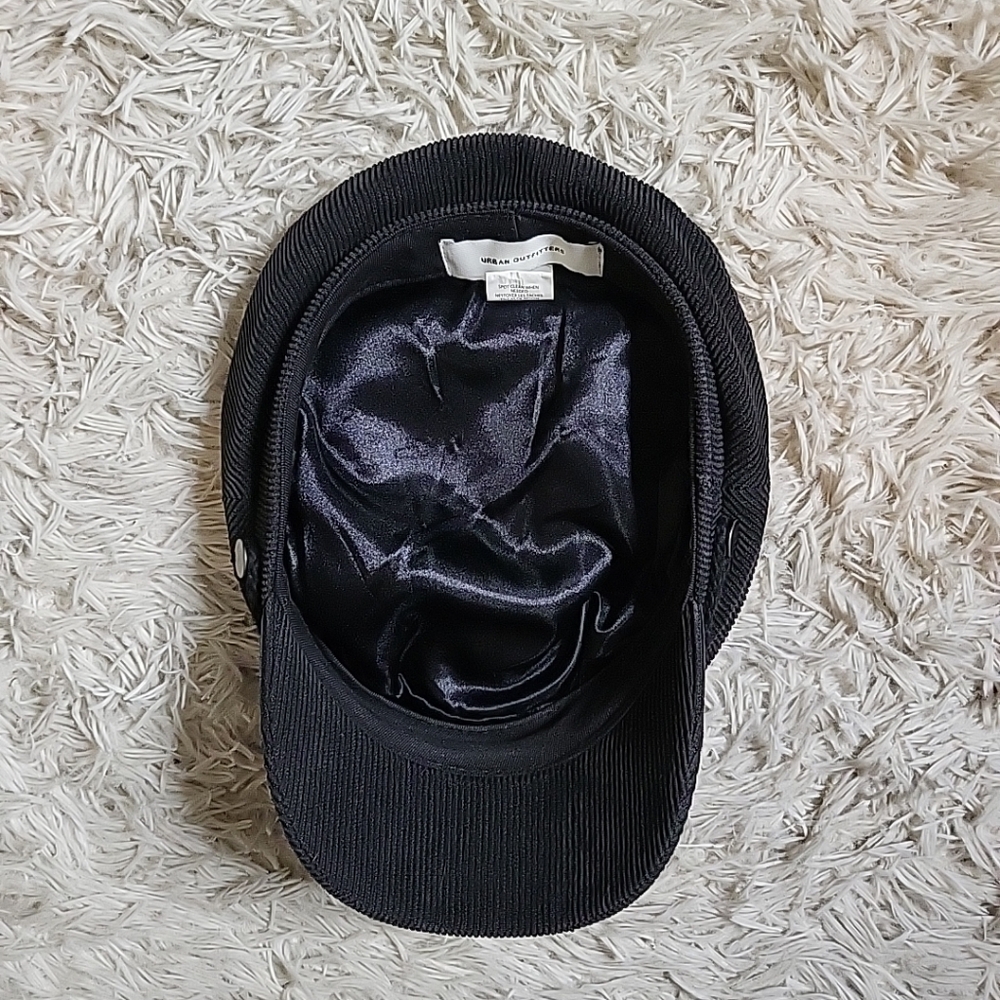 *SOLD* Urban Outfitters Black Corduroy Newsboy Cap The Ringo Cap Retro Hat - Picture 8 of 11